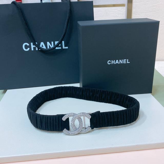 代购级香奈儿女士腰带 新品上市 Chanel 24C Cc水钻 黄铜logo扣 小牛皮 银色金属 与 金色金属 3.0Cm精品 弹力十足 百搭 优雅 码数含扣s